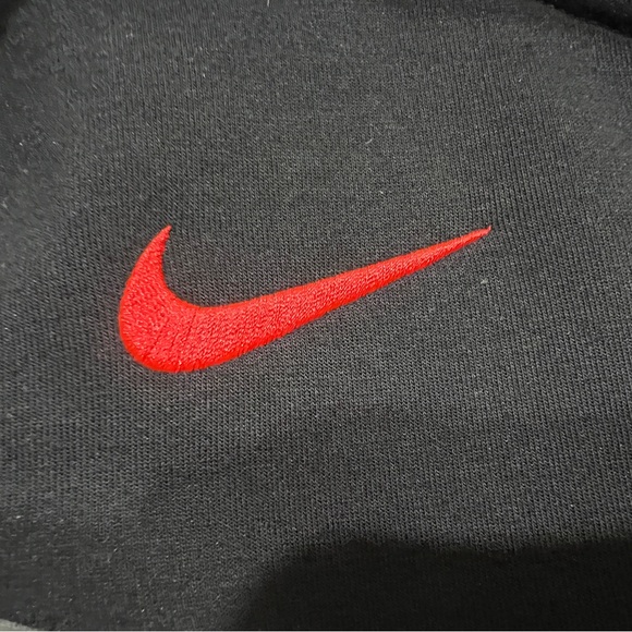 Nike x Liverpool Football Club, Tech Fleece, DN3085 010, Black & Red - Picture 13 of 16